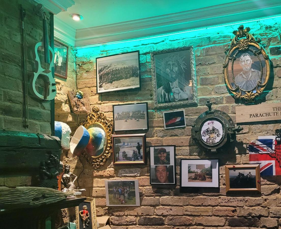 Les Fleurs Accommodation Дувър Екстериор снимка